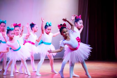 Clase de Ballet en la Escuela D1, sede Miraflores
