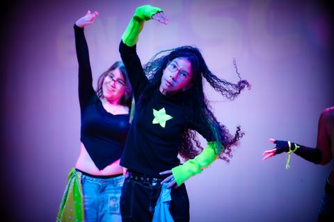 Clase de K-Pop en la Escuela D1, sede Miraflores