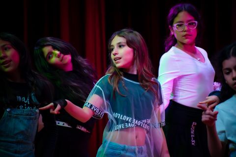 Clase de K-Pop en la Escuela D1, sede Chorrillos