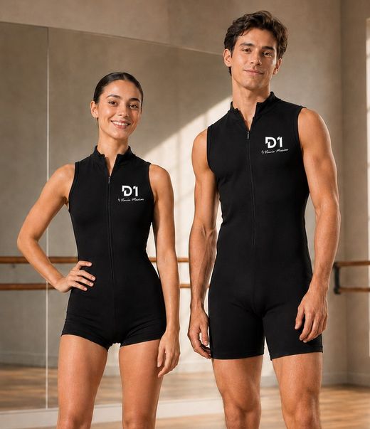 Bailarina y bailarín con el leotardo oficial negro de D1